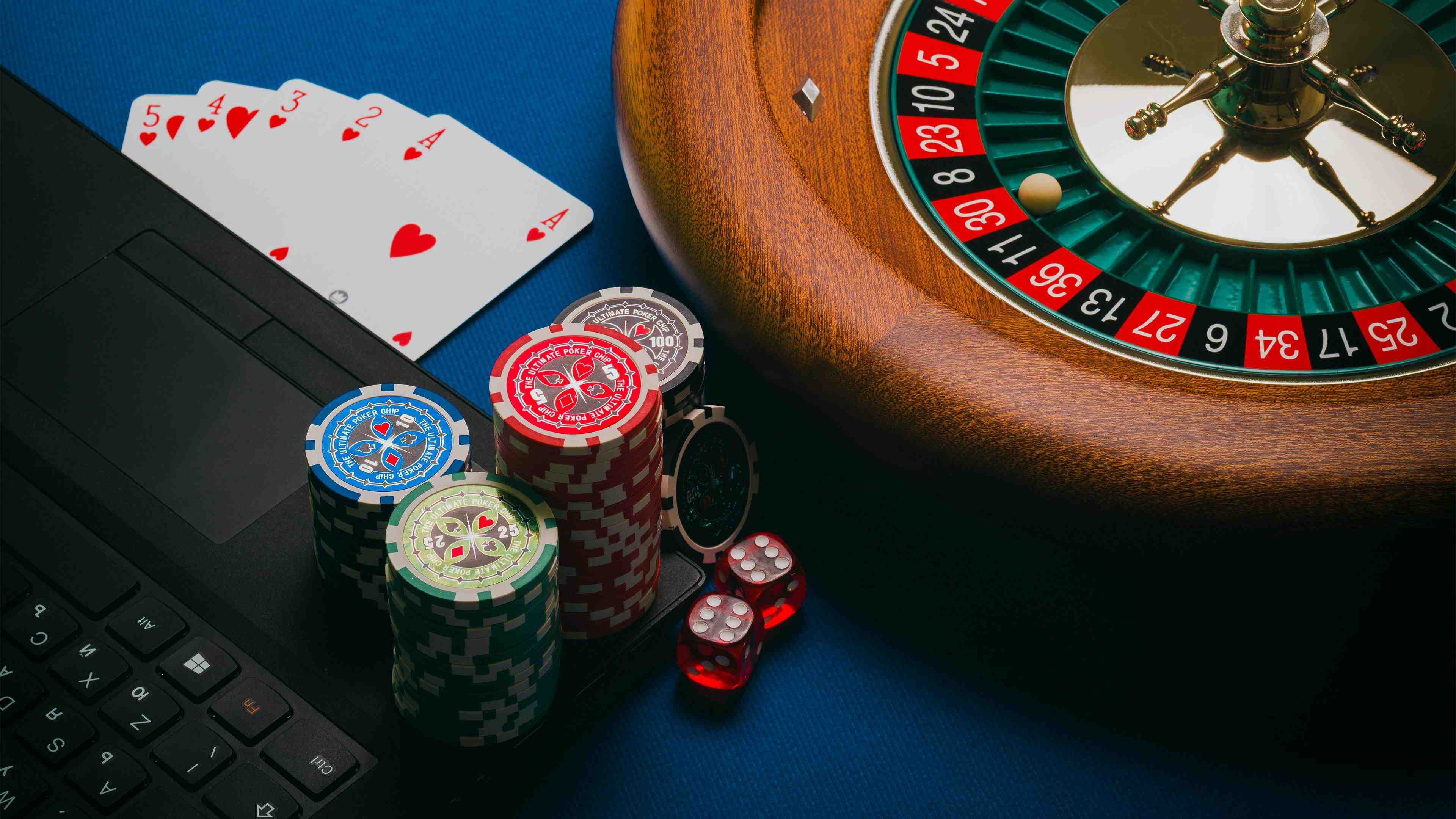 88fb ကတ်ဂိမ်းများ Live Dealer နှင့် Baccarat Table မြင်ကွင်း
